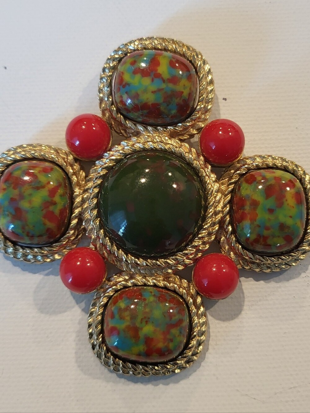 Vintage SARAH COV Bold Gold-Tone Multicolor Cabochon Brooch